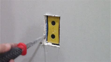 best way to cut out electrical boxes in drywall|electrical outlet box for drywall.